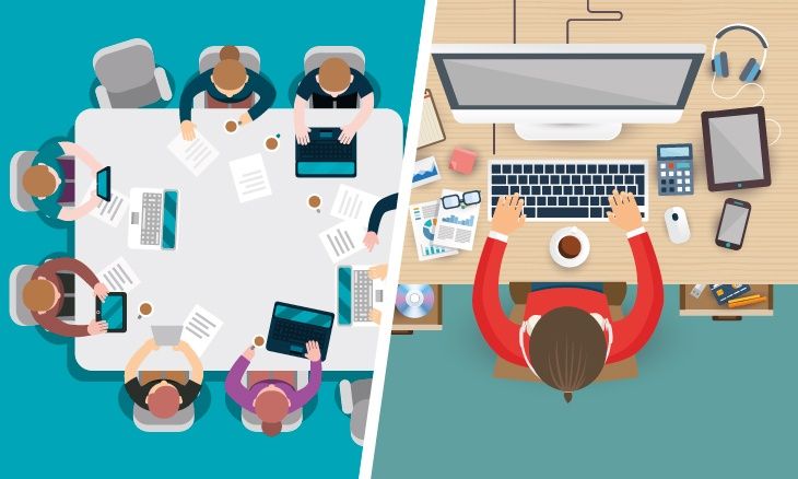 A gauche l'équipe d'une agence digitale, à droite un freelance.